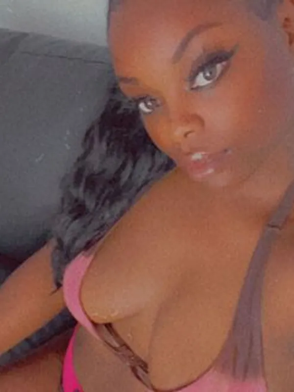 Parkplatzsex sweetnessa, 34 aus Berlin