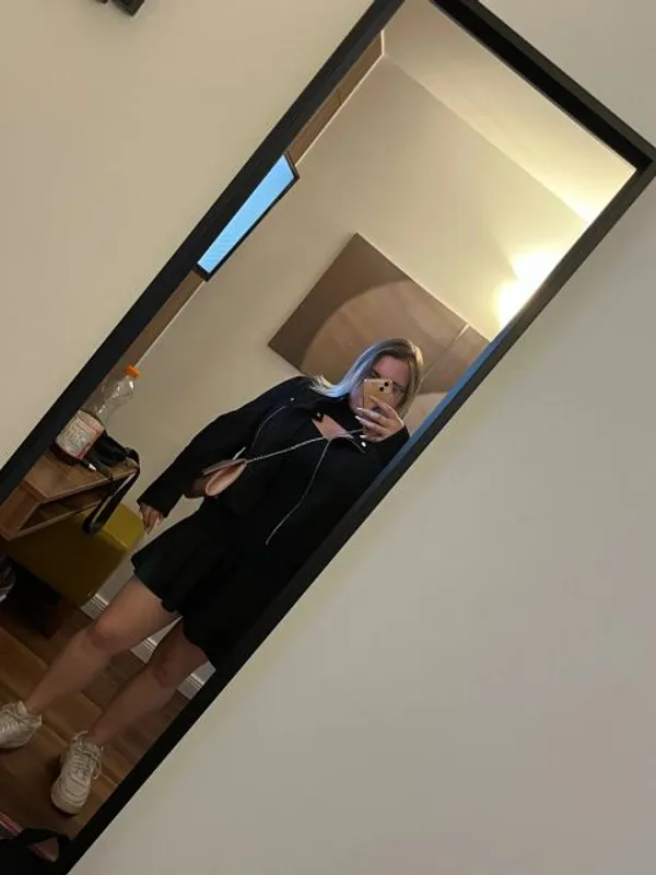 Parkplatzsex Sweetsandy2000, 25 aus Hamburg