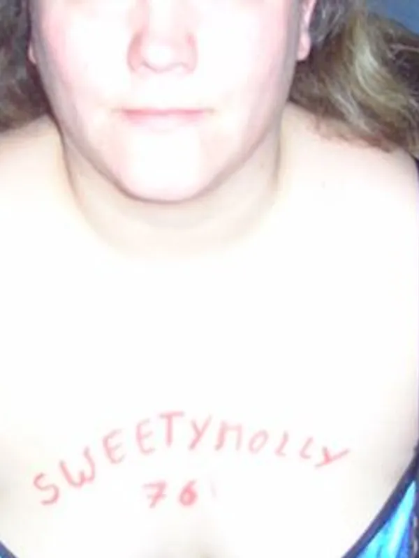 Parkplatzsex Sweetymolly76, 50 aus Hamburg