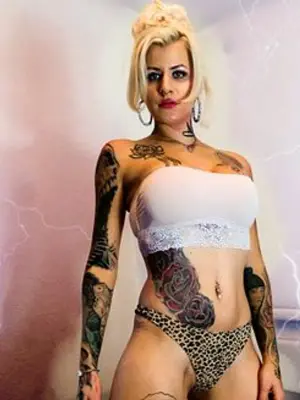 Weiteres Foto von TattooedDirtyCandy – Anmelden zum Freischalten