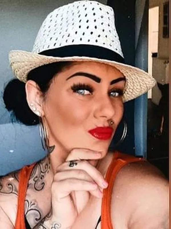 Parkplatzsex TattooLady_Linda, 36 aus Beverungen