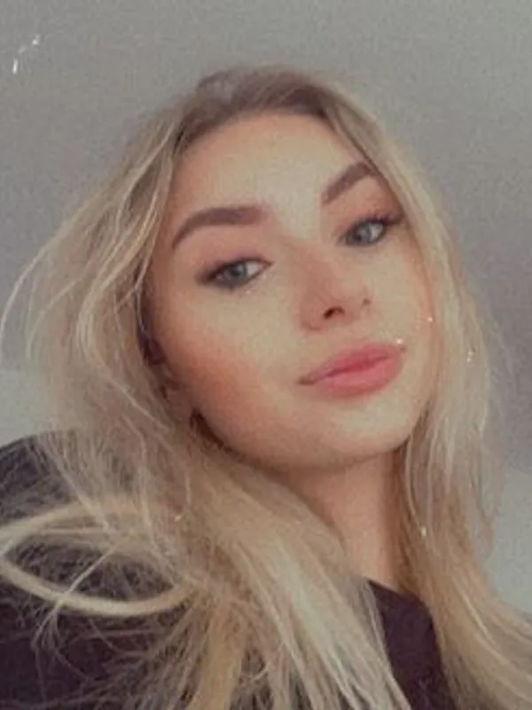 Parkplatzsex Teressaklass, 22 aus Wien