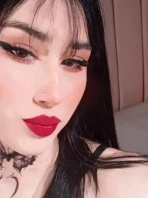 Tessa, 21