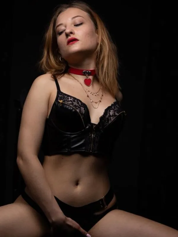 Parkplatzsex TightKitten, 25 aus Saarbrücken