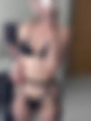 Weiteres Foto von TillyLily – Anmelden zum Freischalten
