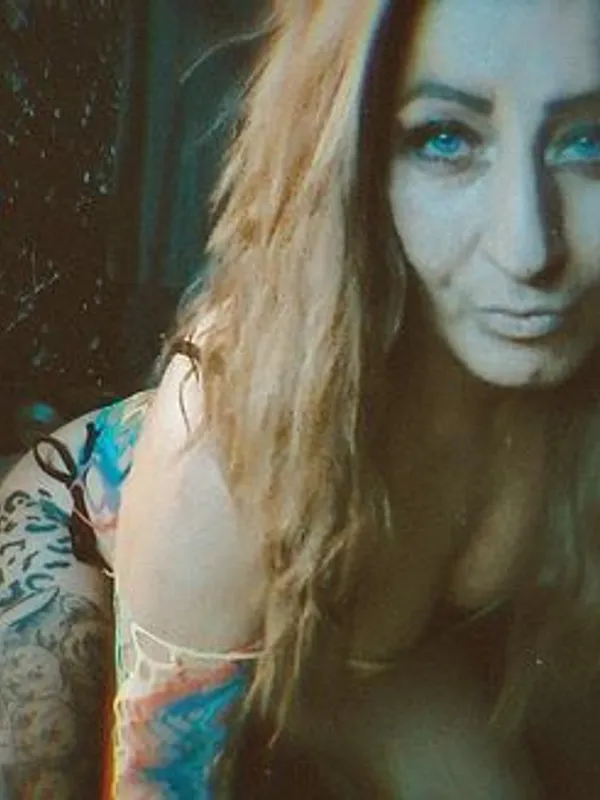 Parkplatzsex Tiny_beast, 38 aus Andernach