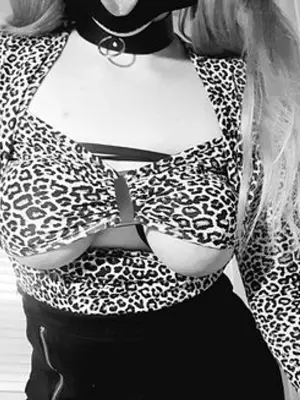 Weiteres Foto von titygirl19 – Anmelden zum Freischalten