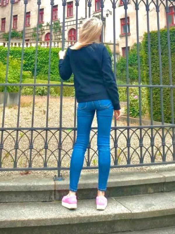 Parkplatzsex UkrWifeMaterial, 25 aus Stuttgart