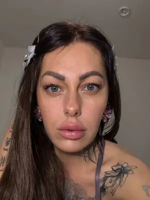 VikaLux, 35