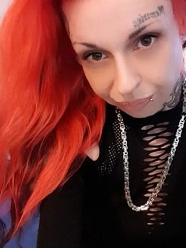 Parkplatzsex wades_wife, 37 aus Offenbach
