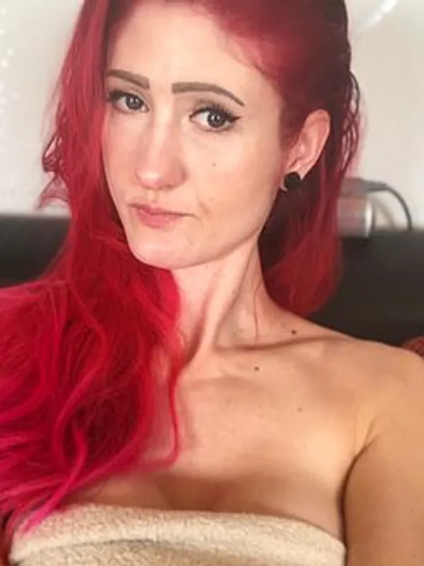 Parkplatzsex xLizzyyX, 32 aus Traun