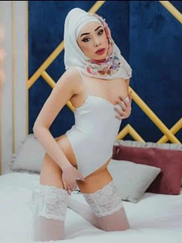 Parkplatzsex YaniraMuslim, 26 aus Oranienburg