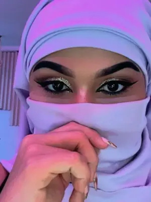 Weiteres Foto von Yasira – Anmelden zum Freischalten