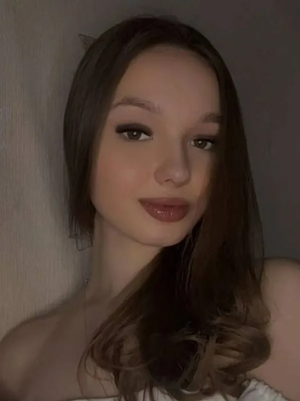 Parkplatzsex Ylida, 21 aus Hamburg