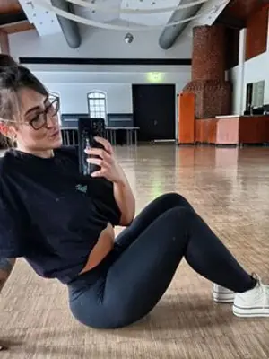 Weiteres Foto von Zara-Fitness – Anmelden zum Freischalten