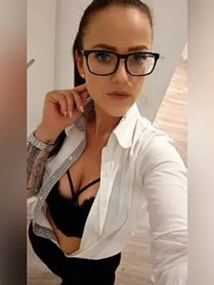 Weiteres Foto von ZoeyBn – Anmelden zum Freischalten